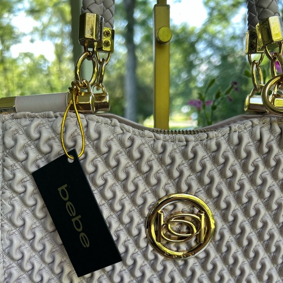 NWT- Bebe- light pink/ Gold Shoulder Bag - Picture 2 of 5